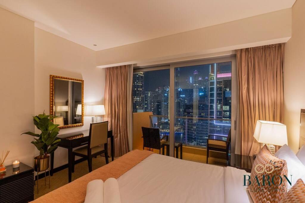 Stunning Studio, Address Marina